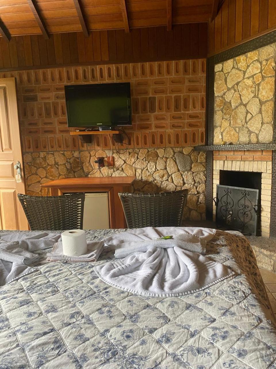 Serras De Inn